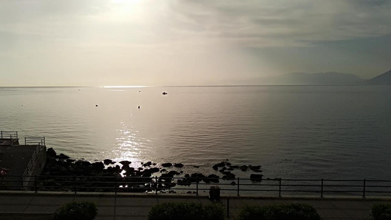 Nereidi Bed & Breakfast Santa Flavia Bagian luar foto