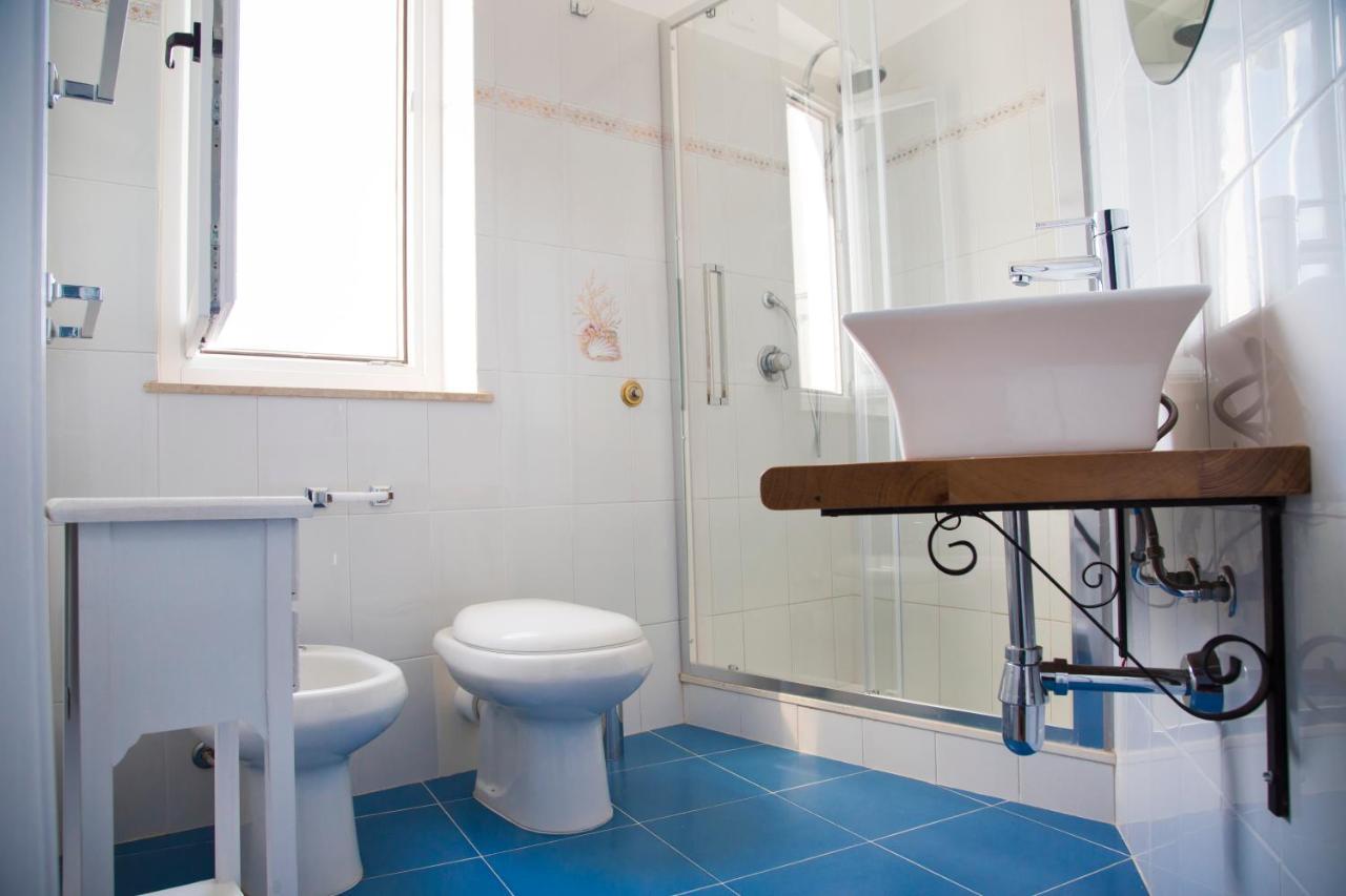 Nereidi Bed & Breakfast Santa Flavia Bagian luar foto