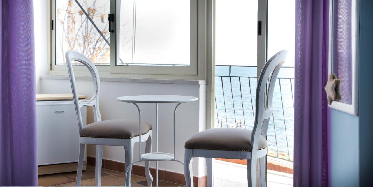 Nereidi Bed & Breakfast Santa Flavia Bagian luar foto