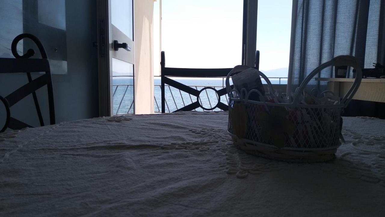 Nereidi Bed & Breakfast Santa Flavia Bagian luar foto